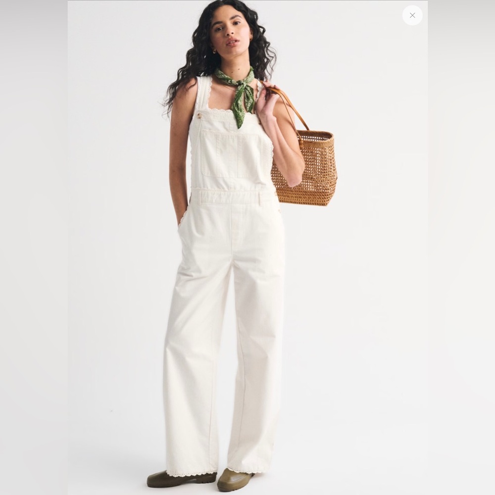 Abercrombie&  Fitch 100% Cotton Embroidered Trim Overall Jumpsuit Woman Large